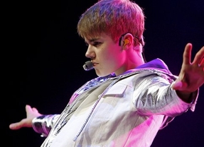 Justin Bieber participa en el disco '50 formas de decir Feliz Navidad'