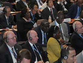 Rajoy reclama al resto de la oposición un frente contra la subida del IVA