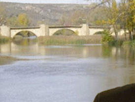 Corpas dice que 'Pamplona tiene magníficas condiciones para ser Capital Europea de la Cultura 2016'