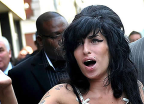 Amy Winehouse será recordada en Camden con una escultura a tamaño real