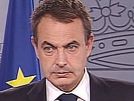 Zapatero presenta el 'Informe Económico 2010' ante empresarios y sindicatos
