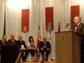 La Cruz de Carlos III el Noble de Navarra a Sandalio Monreal