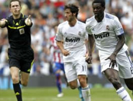 'Procesión' de comisarios de policía en Génova 13 que se 'ofrecen' amistosamente al PP