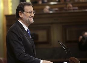 Rajoy, fiel a su estilo, presume de gestión económica pero calla sobre corrupción