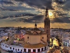 Campaña para atraer viajeros nacionales a Andalucía en el puente de la Constitución