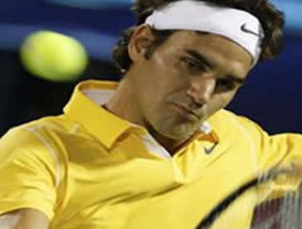 Federer avanza sin problemas en el torneo de Tenis de Dubai