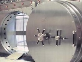 Solbes vuelve al Congreso para explicar la crisis