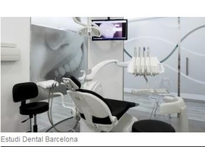 Dentistas expertos en estética dental: Clínica Estudi Dental Barcelona