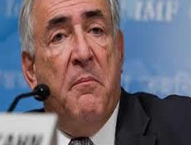 Los mineros se dividen en grupos para establecer el orden de salida