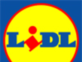 Derribada la fachada de Tabacalera por el riesgo de derrumbe tras la aparición de grietas