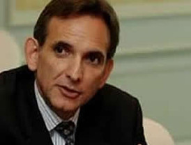 Muere teniente al estrellarse un avión militar en Argentina