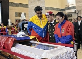 El cuerpo de Chávez corre el riesgo de no poder ser embalsamado: es  'bastante difícil', reconoce Maduro