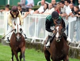 Un juez bloquea los aspectos más polémicos de la ley 'anti-inmigrantes' de Arizona