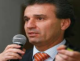 ZP apuesta ahora por el 'pacto a pacto' anticrisis