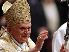 Papa acepta uso del condón en la prostitución
