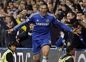 Torres se hace querer por Mourinho: un gol en el último suspiro da la victoria al Chelsea ante el City (2-1)
