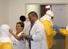 La enfermera que atendió a García Viejo está contagiada de ébola