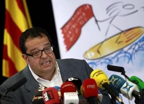 El crítico Joan Ignasi Elena deja el PSC acentuando la división por la consulta catalana