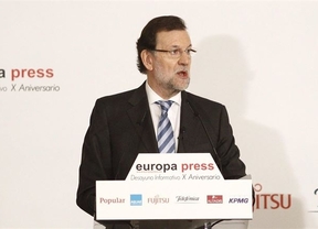 Comienza la reconquista de Rajoy con una tormenta de anuncios: mayor crecimiento, suspensión de desahucios, más empleo...
