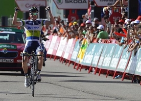 Vuelta 2012: Valverde se cae y acusa al Sky de 