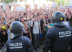 Imputados 22 de los 'indignados' más radicales por el asalto al Parlament catalán