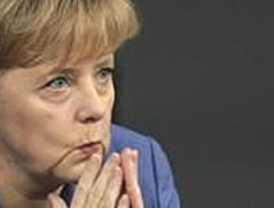 Merkel habría amenazado en octubre con sacar a Alemania del euro