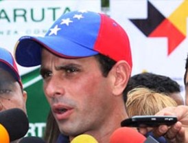 Gaby Espino está embarazada del cantante Jencarlos Canela