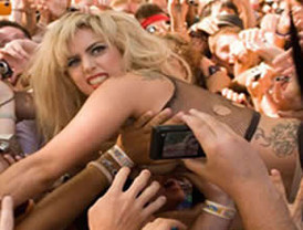 Berganza y Espert confiesan su afán de superación al ser investidas Doctoras Honoris Causa