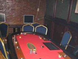 Desmantelan en Mijas un local donde hacían partidas ilegales de póquer