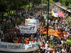 Alemania condiciona su apoyo al plan de Grecia