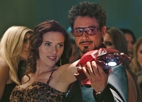 Robert Downey Jr. abofeteó a Scarlett Johansson en pleno rodaje