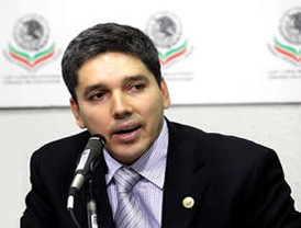 Al renunciar a su militancia al PRD Godoy Toscano no es parte ya, de la bancada perredista en San Lázaro