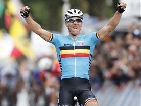 Gilbert nuevo campeón del mundo de ciclismo, Valverde bronce