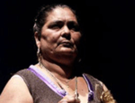 El barri sevillà del Vacie porta La casa de Bernarda Alba al Teatre Lliure de Barcelona