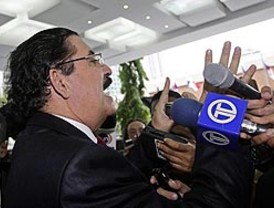 El 'duro' Cayo Lara se hace cargo del difícil futuro de Izquierda Unida