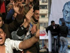 Egipto consigue echar a Mubarak del poder