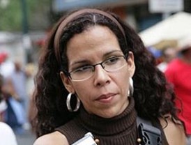 Sota toma posesión en Industria con voluntad de afrontar la crisis