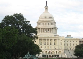 Lo que le faltaba a EEUU: tras el bloqueo económico, el Capitolio vive un tiroteo