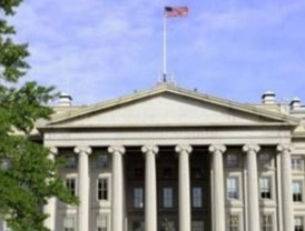 Los 'indignados' muestran su descontento frente al Parlamento tras el 'sí' a la reforma