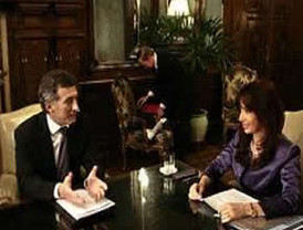 Cristina Kirchner y Mauricio Macri, logran acuerdo para envío de militares