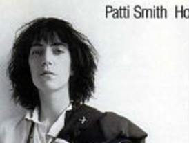 La musa del punk-rock Patti Smith actúa aquest dilluns al Palau de la Música dins els actes del Festival del Mil·leni