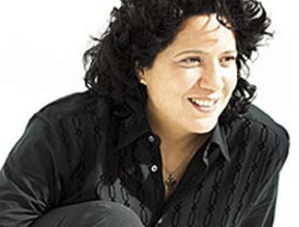 Una cadena de atentados islamistas que imita los de Bombay siembra el caos en Indonesia