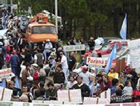 Fiasco en las elecciones afganas: Karzai gana sin oposición