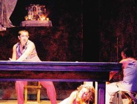 Los internautas elevan a Aguirre hacia 'alturas divinas'