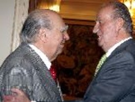 El Rey Juan Carlos elogió a la Fundación Carolina