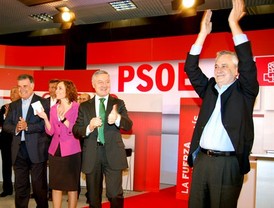 Griñán: el PSOE 'trabaja para hacer cosas, no para arruinar la credibilidad del adversario'