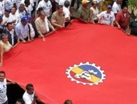 Arenas destaca que ésta es la 'décima' encuesta que da ganador al PP en Andalucía