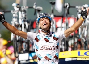 Riblon gana en un Alpe d'Huez que 'humanizó' al líder Froome