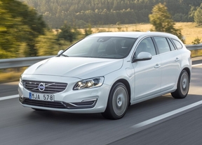 Volvo V60 híbrido diésel enchufable