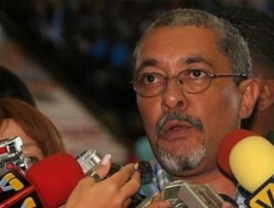 Alfonso Sastre arremete contra el sistema judicial por detener a la nueva cúpula de Batasuna